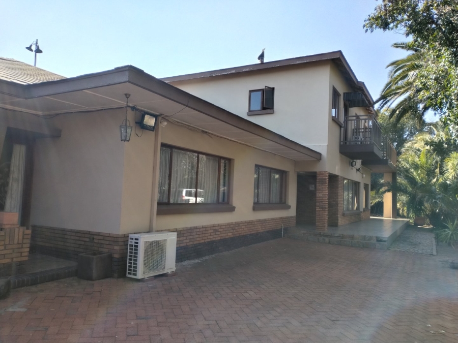 5 Bedroom Property for Sale in Bayswater Free State